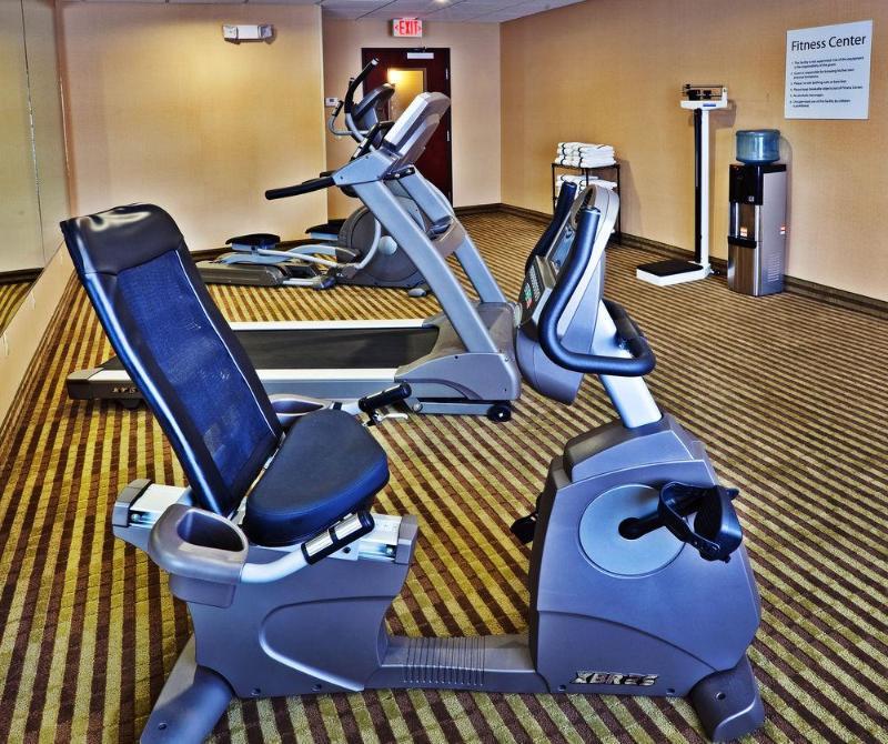 Holiday Inn Express Hotel & Suites Perry, An Ihg Hotel Екстериор снимка